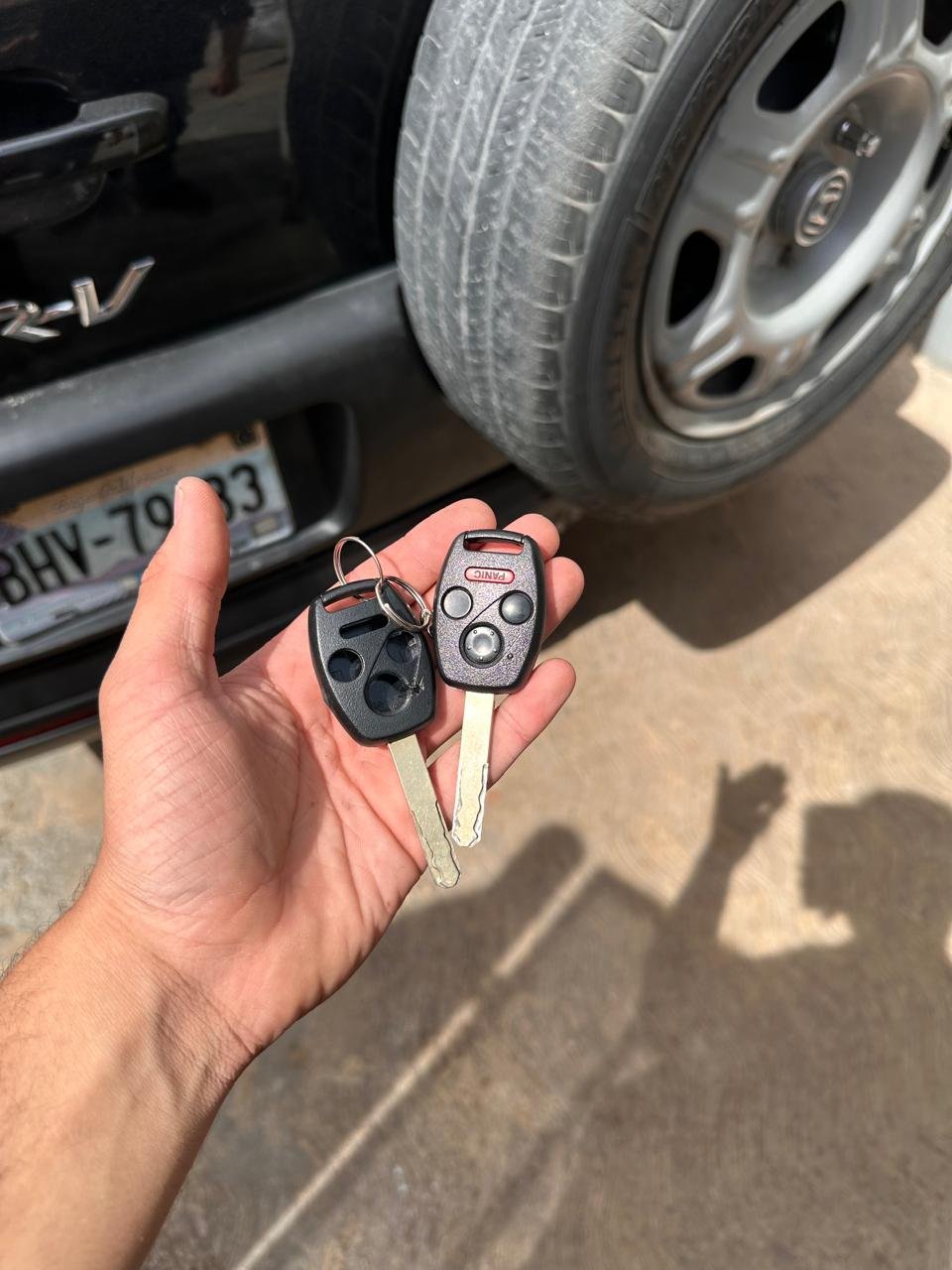 Copia de llave Honda CR-V con chip en Tijuana — Cerrajería Castro